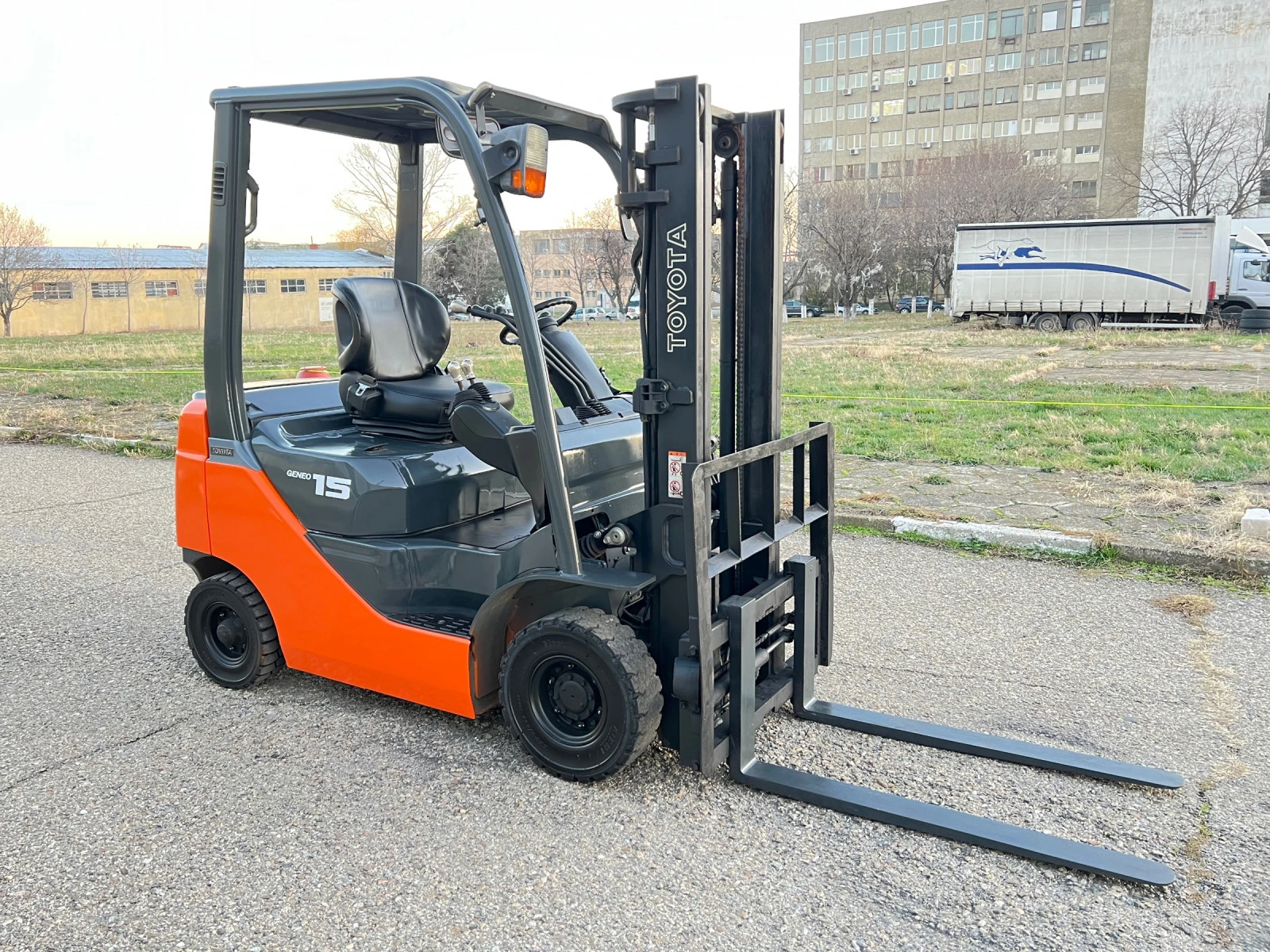  Toyota  /   /   | Mobile.bg   7