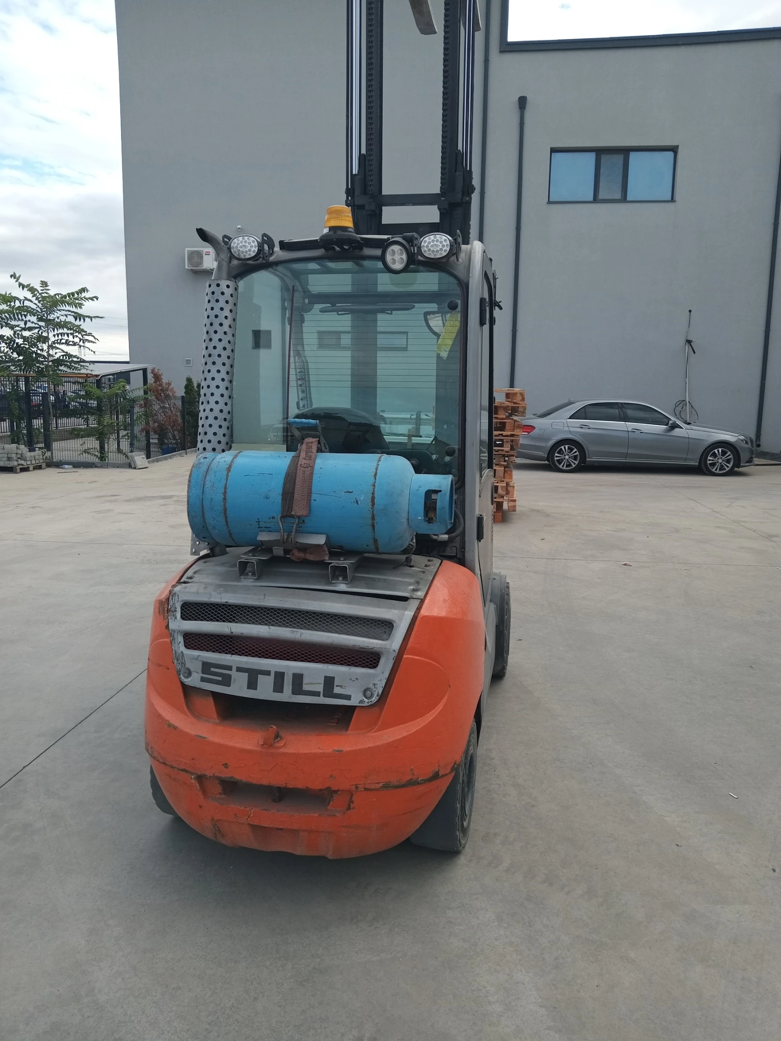  Still | Mobile.bg   4