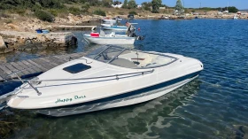       Bayliner Capri 2052