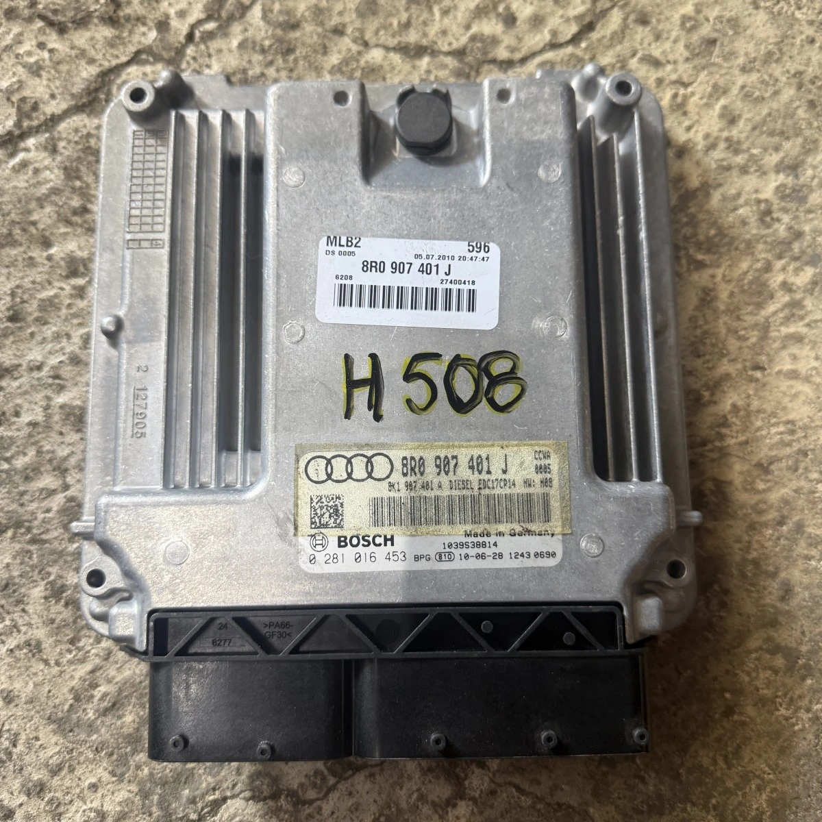 Компютър мотор двигател ECU AUDI A4 A5 Q5 30TDI CCW 8R0907401J ном 508
