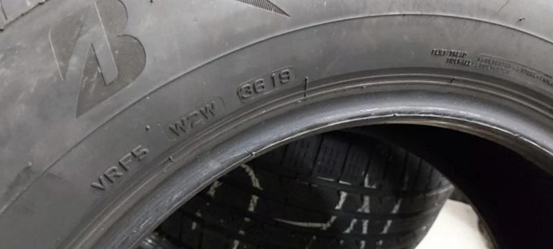 Гуми Зимни 225/65R17, снимка 11 - Гуми и джанти - 35606601