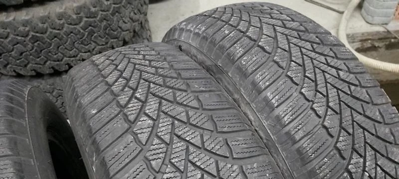 Гуми Зимни 225/65R17, снимка 3 - Гуми и джанти - 35606601