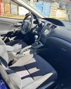 Honda Civic 1.8 i-VTEC Sport, Камера | Michelin 2025, Обслуж, снимка 12