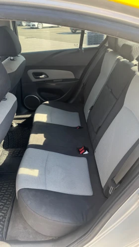 Chevrolet Cruze 1.8, снимка 8