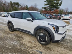 Kia EV9 0 All wheel drive - 42900 лв. / 21934.42 € - 48824279 9