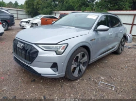 ������ Audi E-Tron