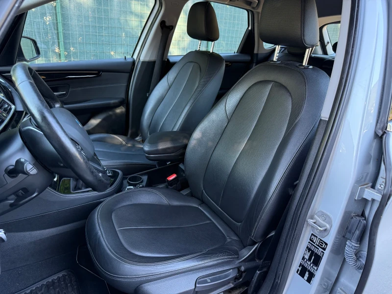 BMW 2 Active Tourer Luxury Line, снимка 9 - Автомобили и джипове - 52423611