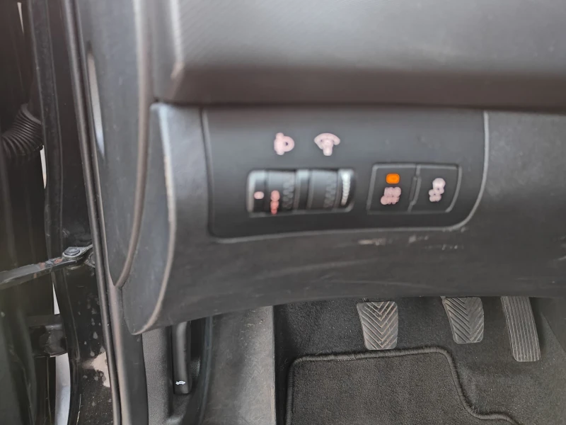 Kia Ceed 1.6 CVVT Внос от Люксембург , снимка 14 - Автомобили и джипове - 52148395