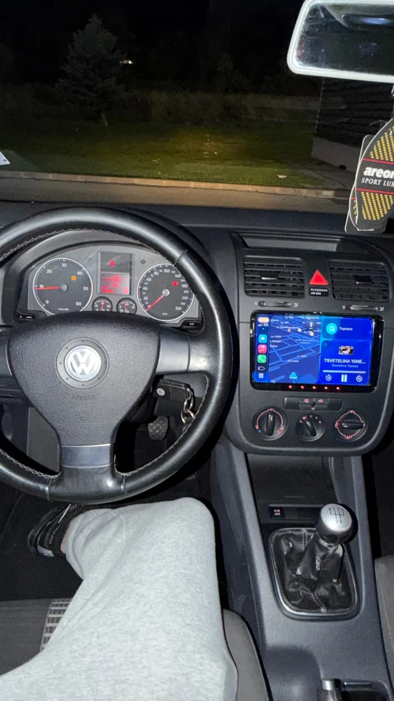VW Golf 1.9TDI, снимка 9 - Автомобили и джипове - 52539729