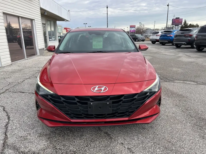 Hyundai Elantra Preferred* Preferred IVT w/Sun & Tech Package, снимка 2 - Автомобили и джипове - 53406110