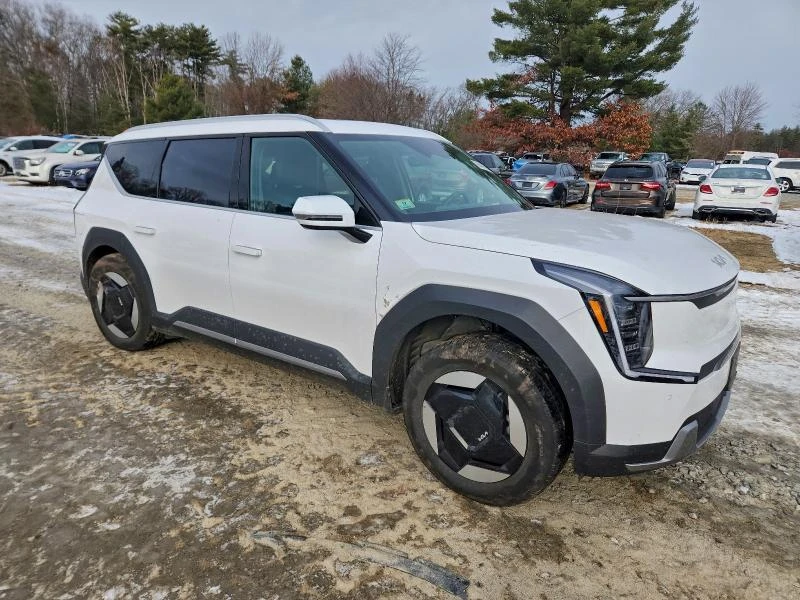 Kia EV9 0 All wheel drive, снимка 9 - Автомобили и джипове - 52800042