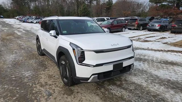 Kia EV9 0 All wheel drive
