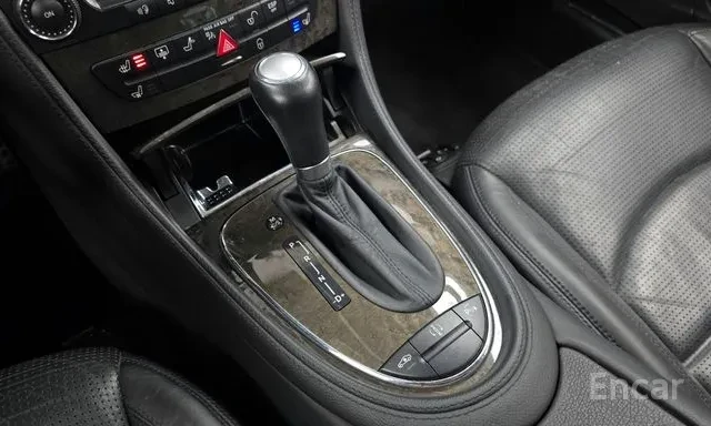 Mercedes-Benz CLS 63 AMG * ОБДУХВАНЕ * AIRMATIC * 96K KM * FULL * , снимка 9 - Автомобили и джипове - 56130337
