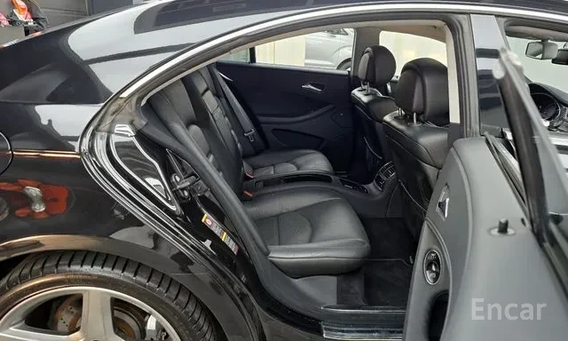 Mercedes-Benz CLS 63 AMG * ОБДУХВАНЕ * AIRMATIC * 96K KM * FULL * , снимка 12 - Автомобили и джипове - 56130337