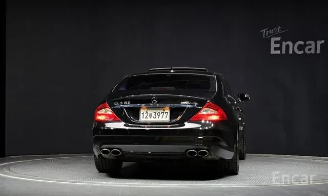 Mercedes-Benz CLS 63 AMG * ОБДУХВАНЕ * AIRMATIC * 96K KM * FULL * , снимка 4 - Автомобили и джипове - 56130337