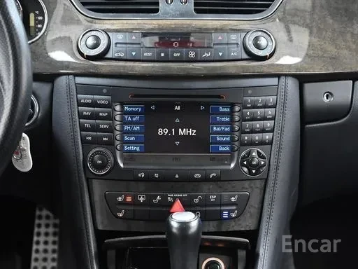 Mercedes-Benz CLS 63 AMG * ОБДУХВАНЕ * AIRMATIC * 96K KM * FULL * , снимка 8 - Автомобили и джипове - 56130337