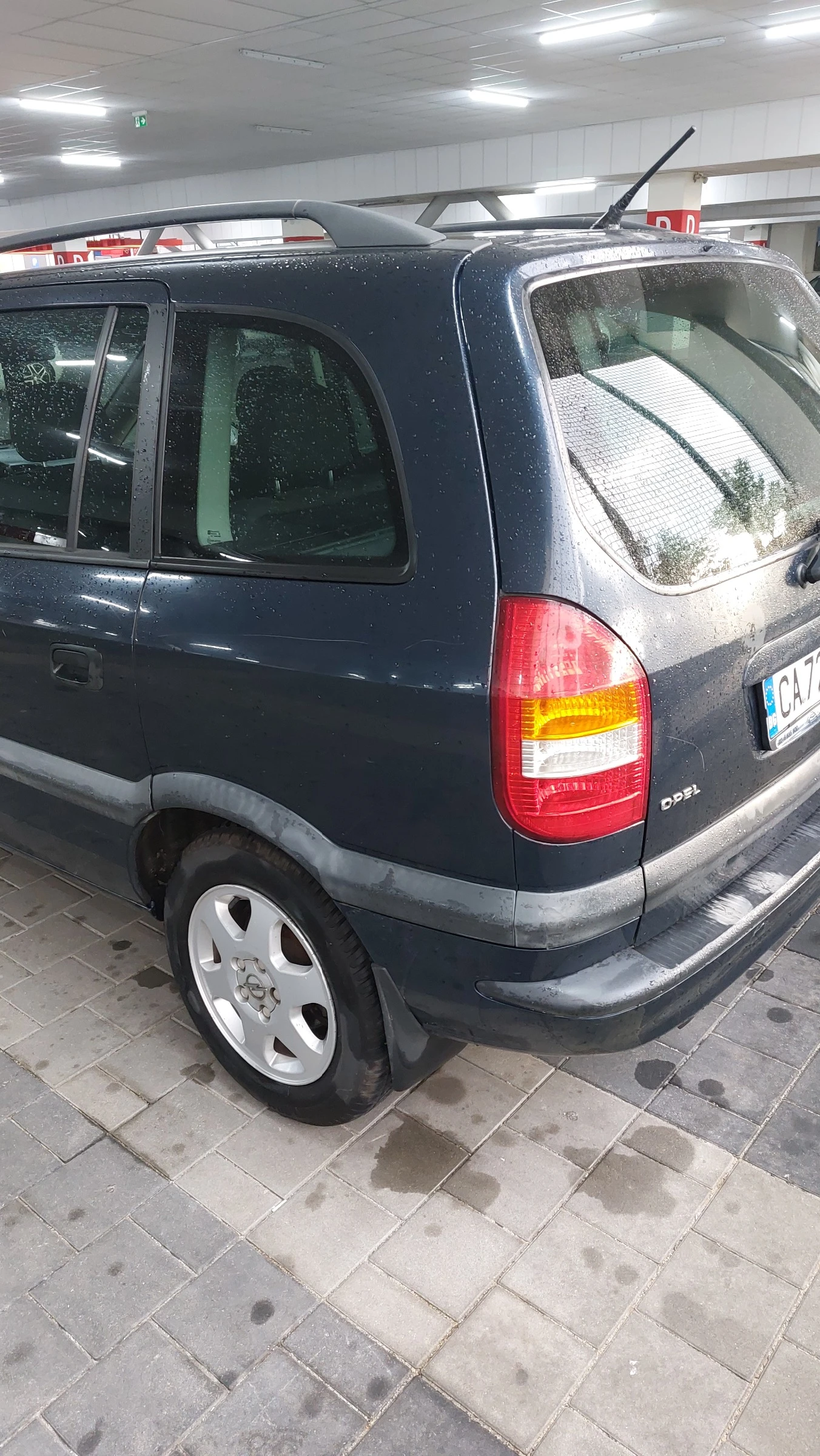 Opel Zafira 2.0 - изображение 3