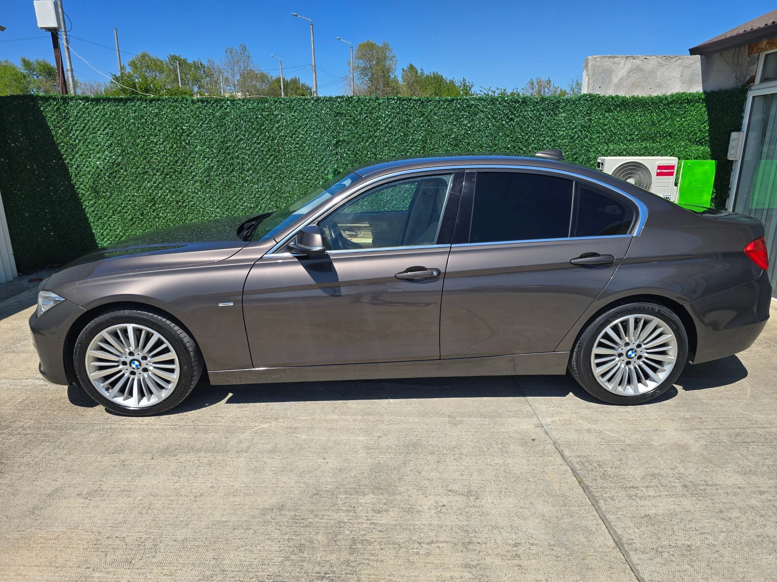 BMW 330 N57D мотор * DISTRONIC * LUXURY  - изображение 2
