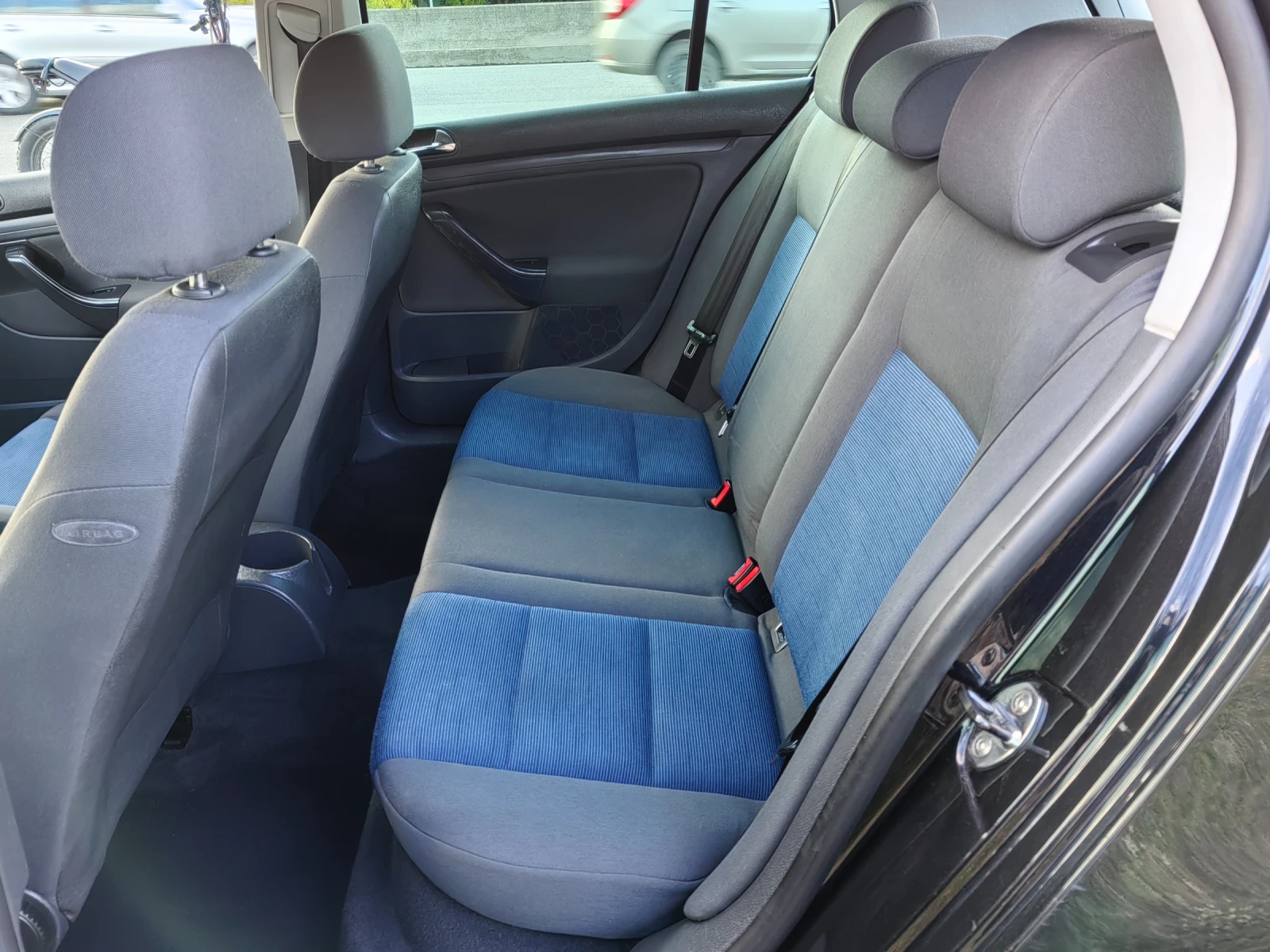 VW Golf 1.9tdi 105ps Navi - изображение 10