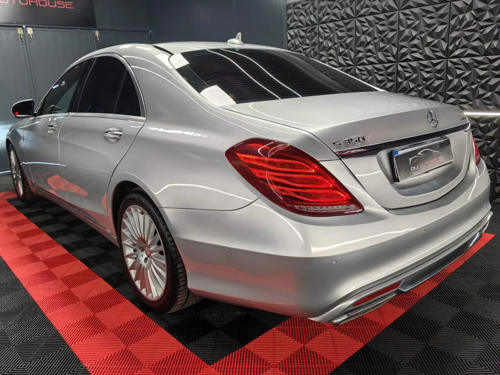 Mercedes-Benz S 350 BLUETEC* 4MATIC* AMG* DISTR* BURMASTER* PANO - изображение 3