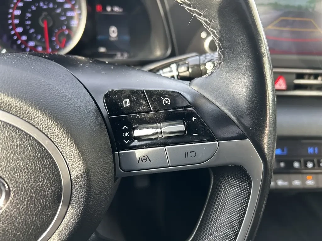 Hyundai Elantra Preferred* Preferred IVT w/Sun & Tech Package - изображение 10