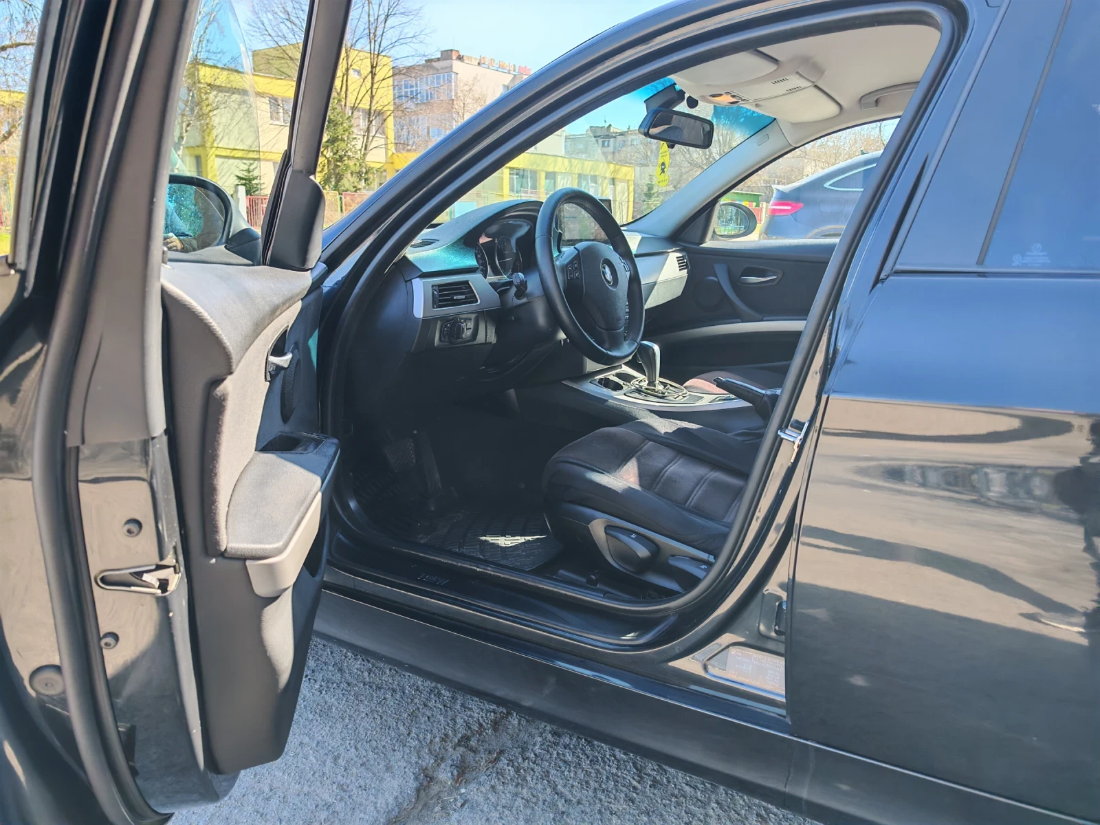 BMW 320, снимка 3 - Автомобили и джипове - 53784925