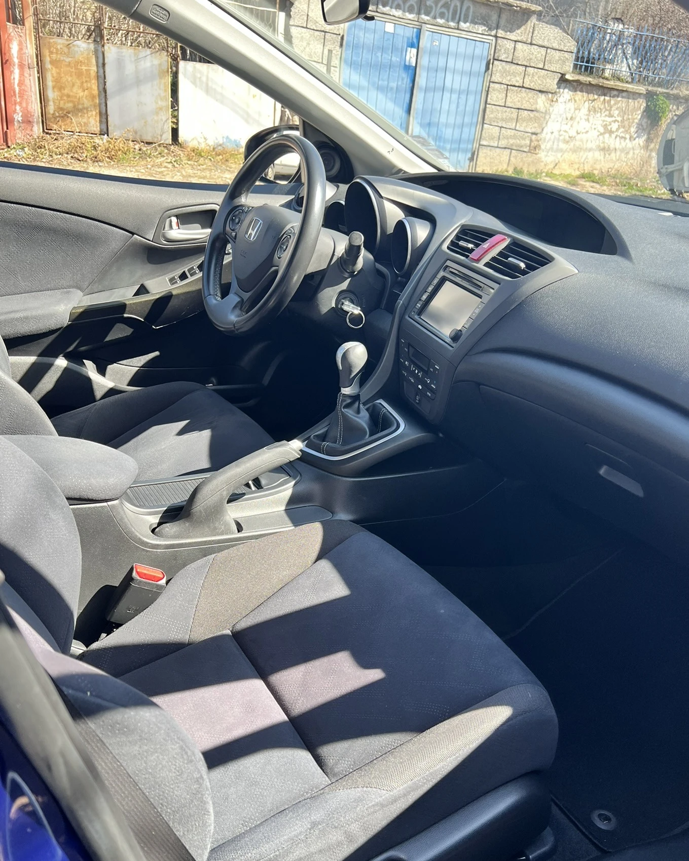 Honda Civic 1.8 i-VTEC Sport, Камера | Michelin 2025, Обслуж, снимка 12 - Автомобили и джипове - 53870206