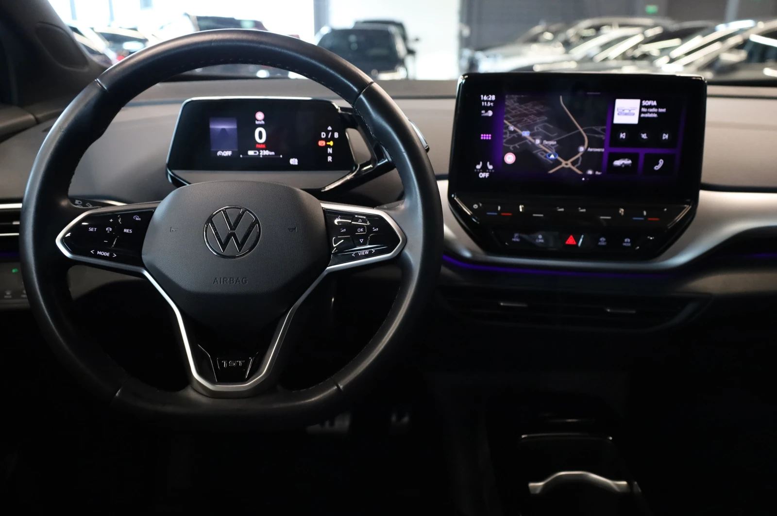 VW ID.4 1-ST EDITION* LED LIGHTS* NAVI* !!!, снимка 10 - Автомобили и джипове - 54078340