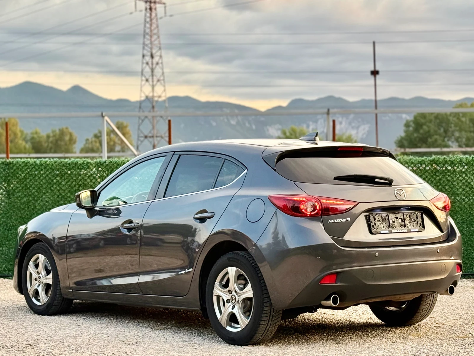 Mazda 3 2.2D KEYLESS GO* EURO 6, снимка 5 - Автомобили и джипове - 54890604