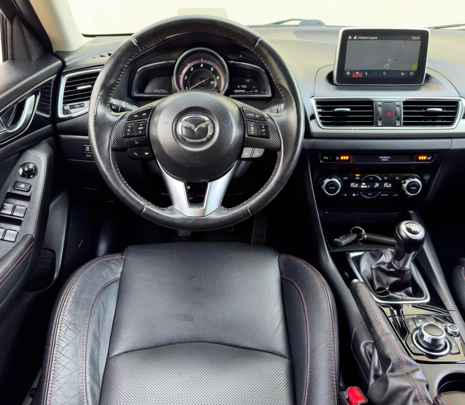 Mazda 3 2.2D KEYLESS GO* EURO 6, снимка 11 - Автомобили и джипове - 54890604