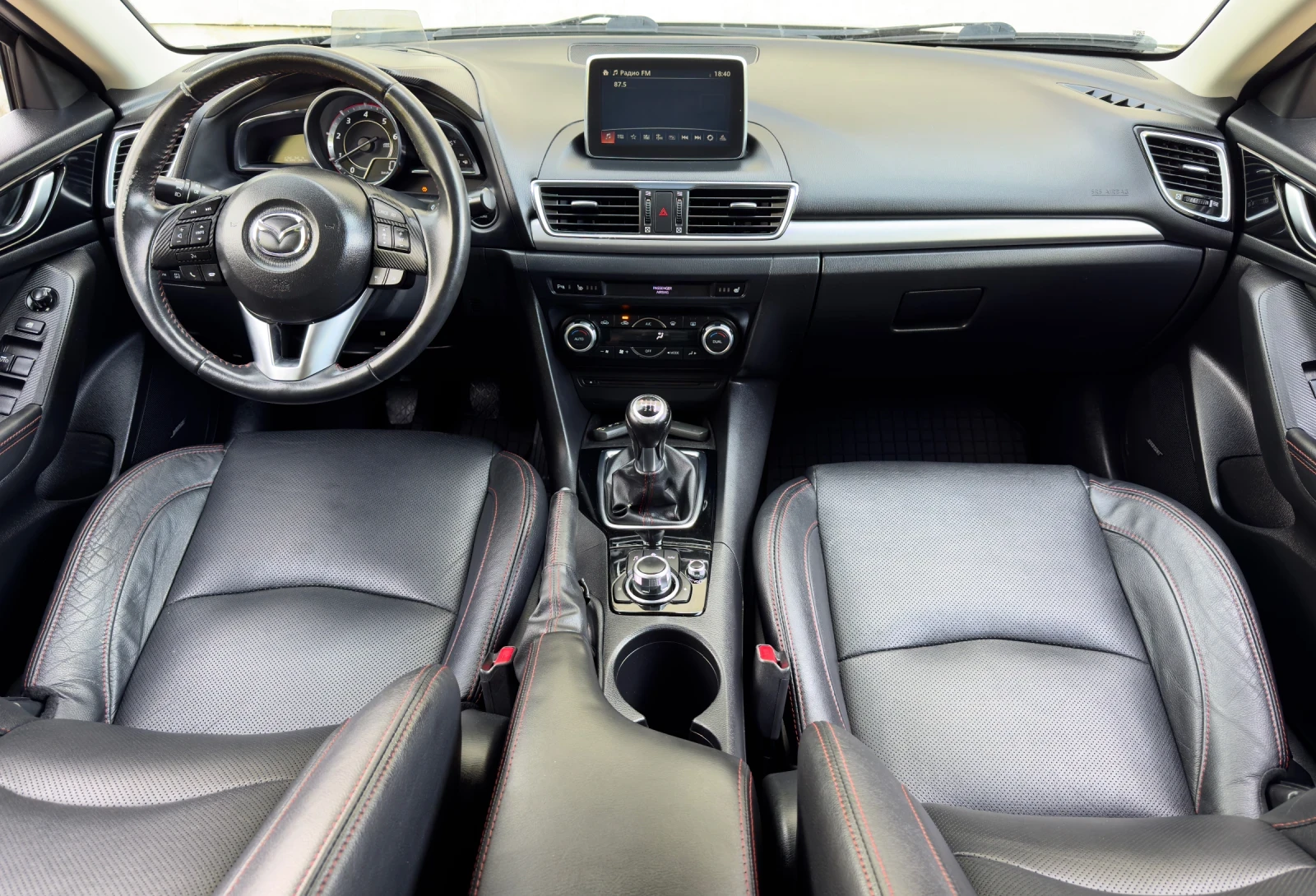 Mazda 3 2.2D KEYLESS GO* EURO 6, снимка 10 - Автомобили и джипове - 54890604