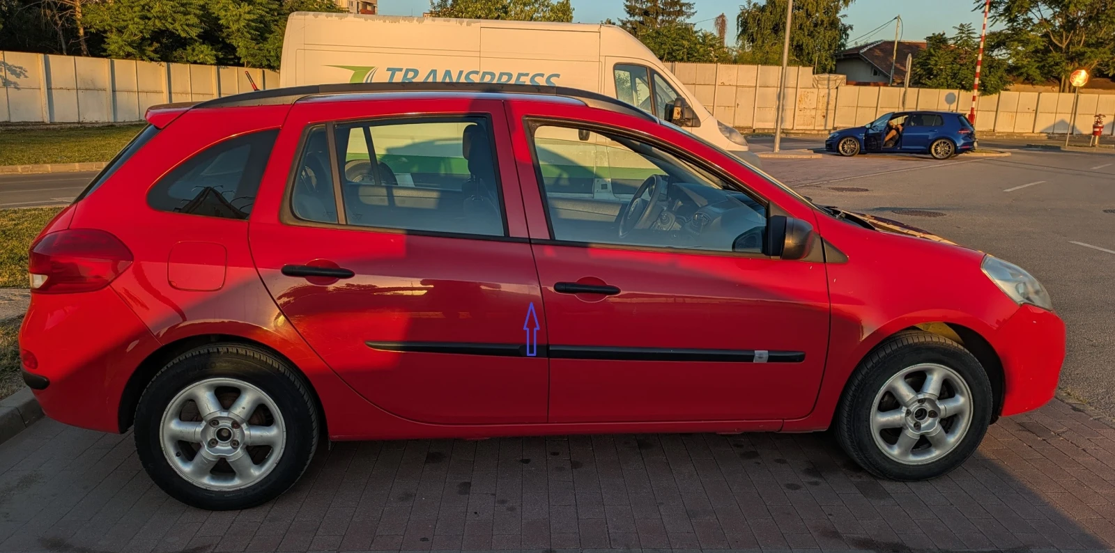 Renault Clio, снимка 4 - Автомобили и джипове - 54974893