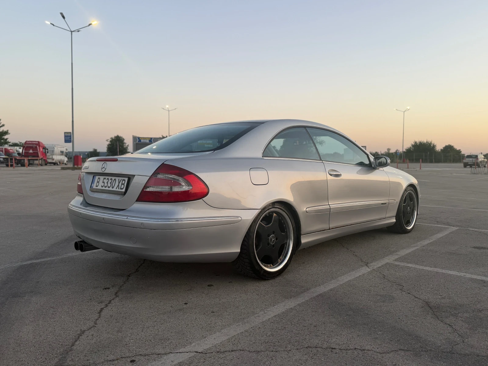 Mercedes-Benz CLK CLK320 Sport, снимка 6 - Автомобили и джипове - 55081660