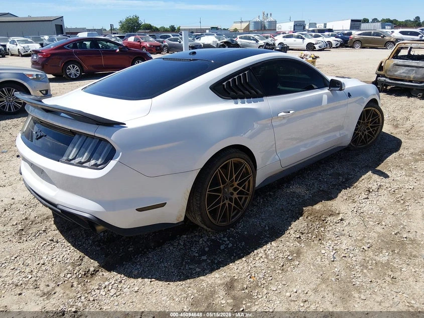 Ford Mustang 2.3l Ecoboost Fastback, снимка 4 - Автомобили и джипове - 55243596