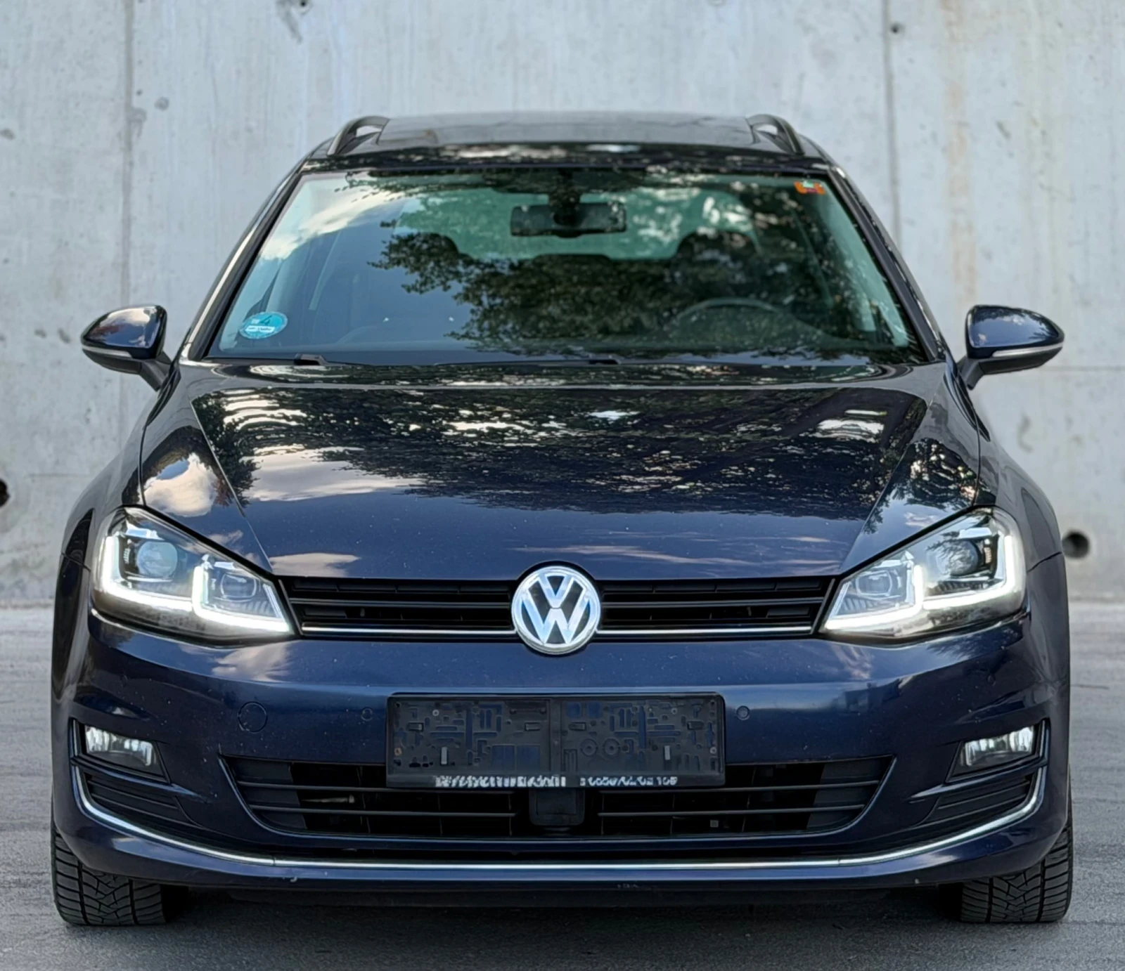 VW Golf 2.0TDi 150 DSG Ксенон Панорама , снимка 2 - Автомобили и джипове - 55418161