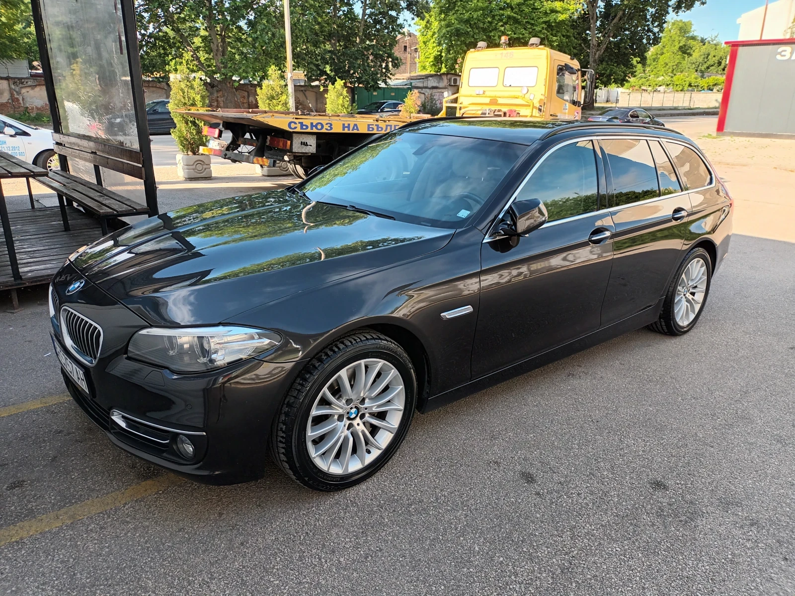 BMW 530 F11-X DRIVE FACE