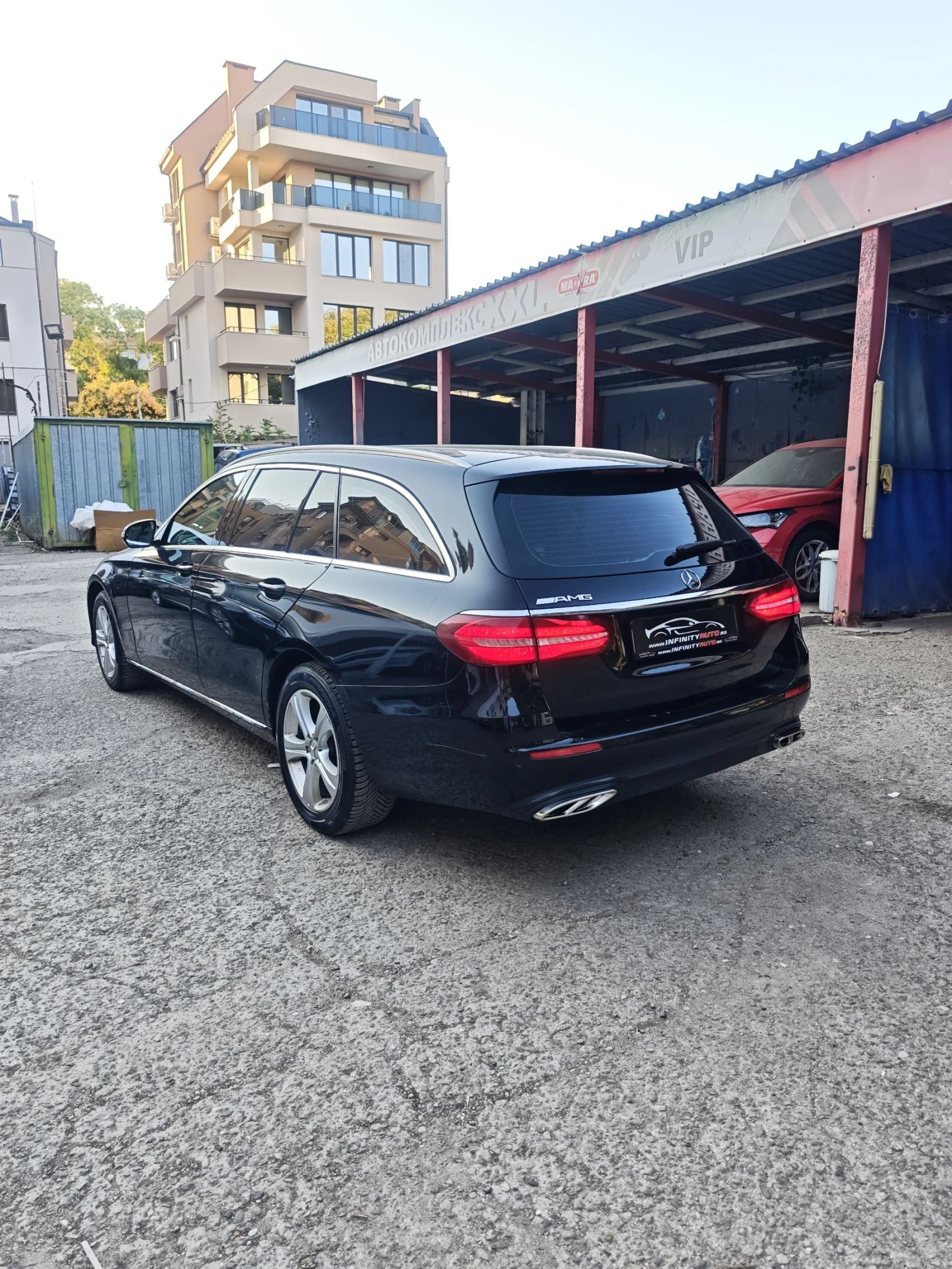 Mercedes-Benz E 220 AMG, ДИГИТАЛ, АМБИЕНТ, КАМЕРА, ПОДГРЕВ, ФУЛ , снимка 3 - Автомобили и джипове - 55480312
