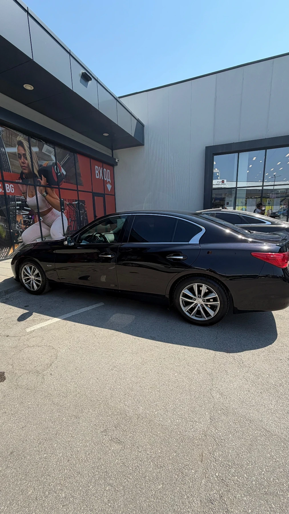 Infiniti Q50, снимка 3 - Автомобили и джипове - 55707657