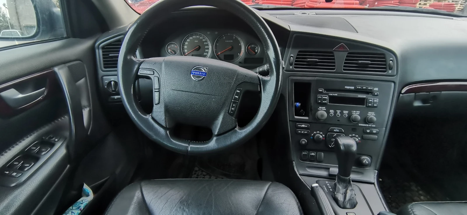 Volvo Xc70 2.4 D5, снимка 9 - Автомобили и джипове - 55976689