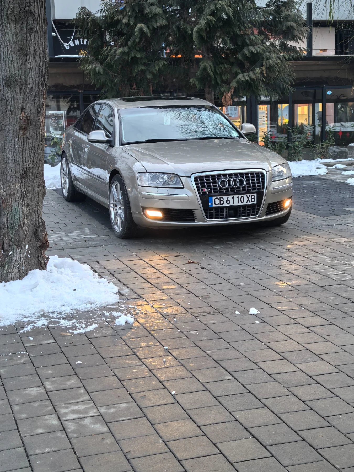 Audi A8, снимка 3 - Автомобили и джипове - 56171200