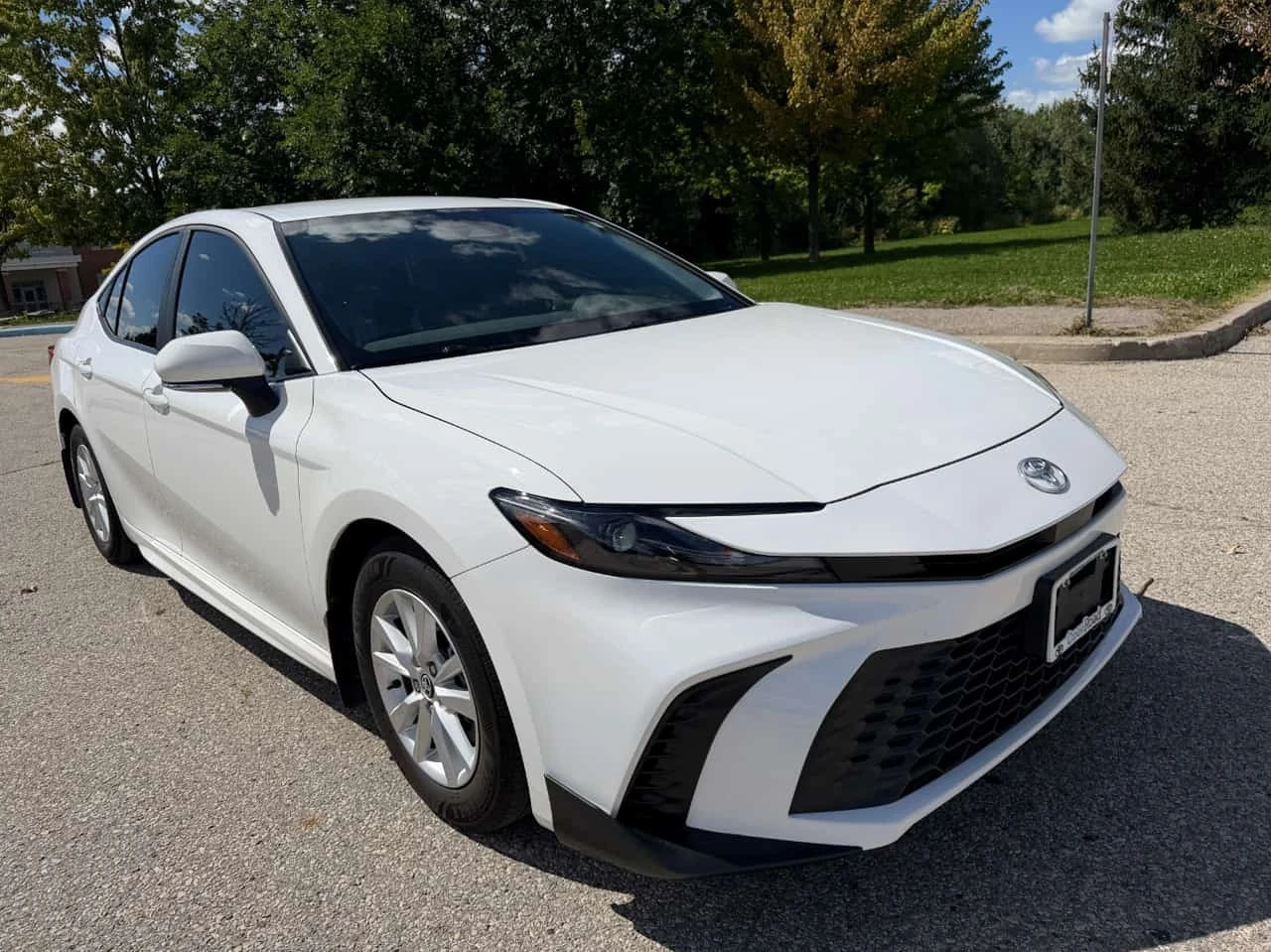 Toyota Camry * SE * CARFAX * DISTRONIC* ПОДГРЕВ* , снимка 11 - Автомобили и джипове - 56182051