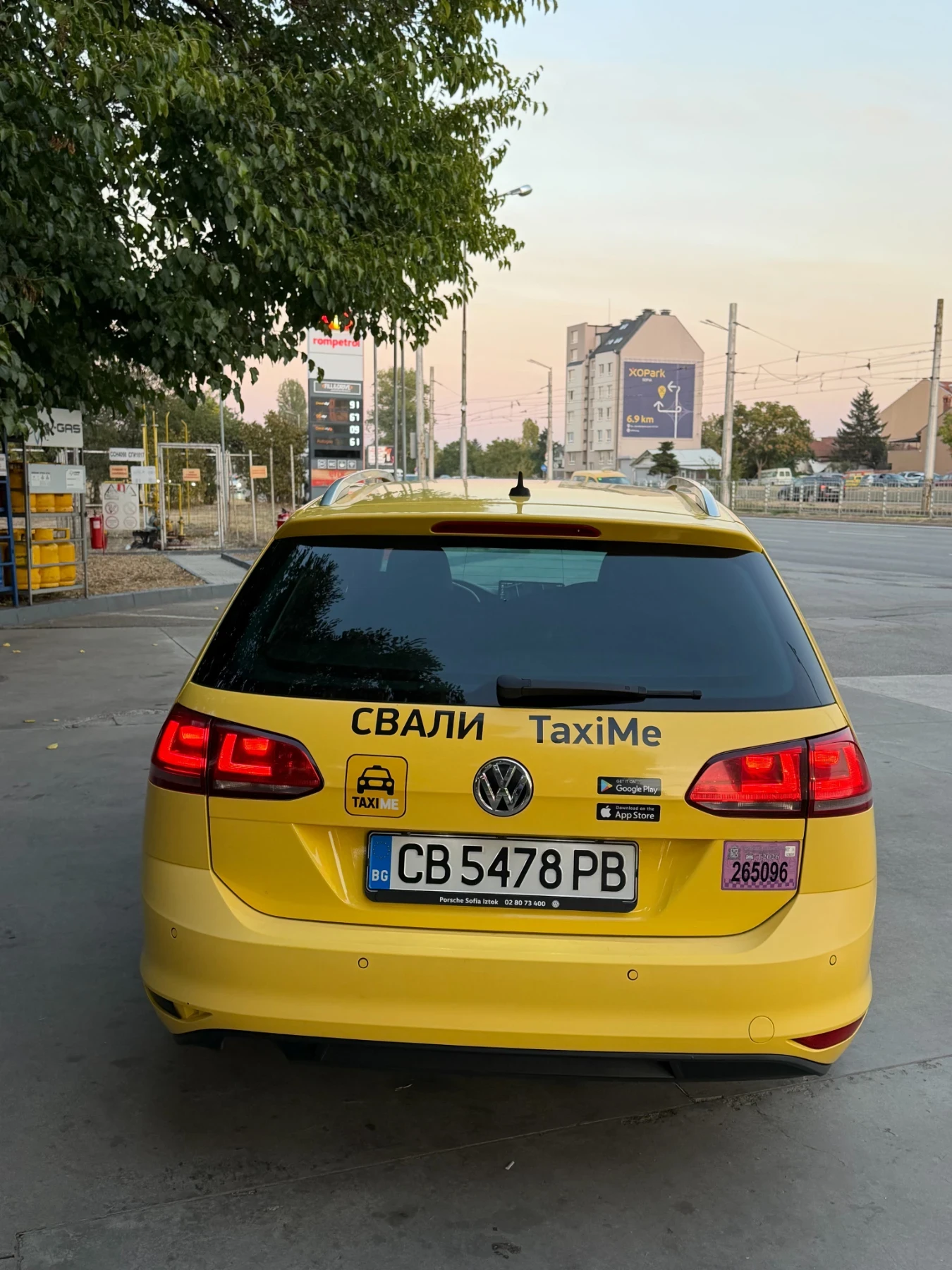 VW Golf, снимка 4 - Автомобили и джипове - 56567138