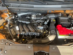 Dacia Duster 1.6 i GAZ, снимка 15