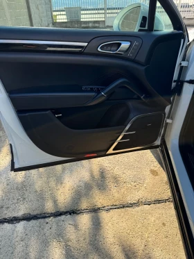 Обява за продажба на Porsche Cayenne S , Swiss ~57 500 лв. - изображение 11 | Auto.bg Обява за продажба на Porsche Cayenne S , Swiss ~57 500 лв. - изображение 11