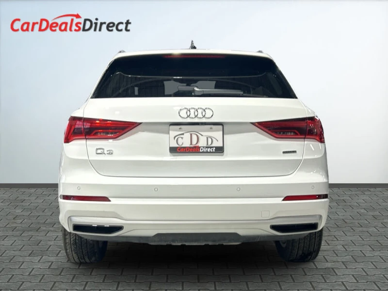 Audi Q3 Q3 quattro 40 TFSI* АвтоКредит* (Цена до БГ) , снимка 4 - Автомобили и джипове - 53376446