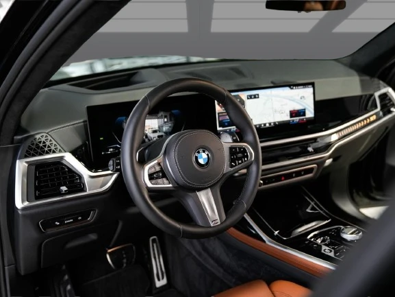 BMW X7 40d xDrive = M-Sport Pro = Exclusive  | Mobile.bg   8