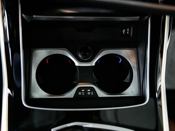 BMW X7 40d xDrive = M-Sport Pro = Exclusive  | Mobile.bg   12