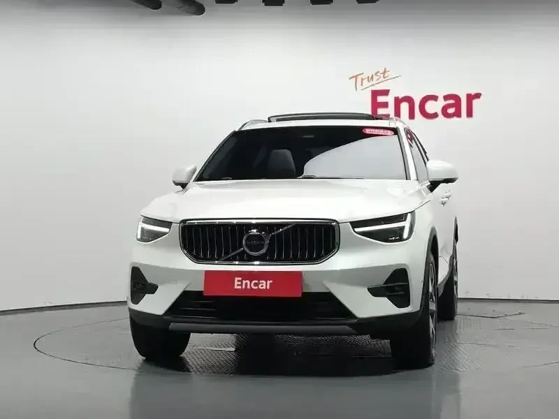 Volvo XC40 2.0 195 hp Automatic