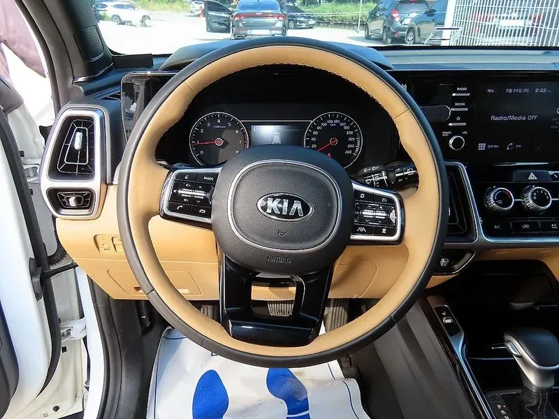 Kia Sorento 2.5T 2Wd Trendy, снимка 14 - Автомобили и джипове - 56360641