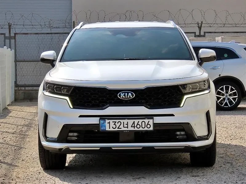 Kia Sorento 2.5T 2Wd Trendy, снимка 3 - Автомобили и джипове - 56360641
